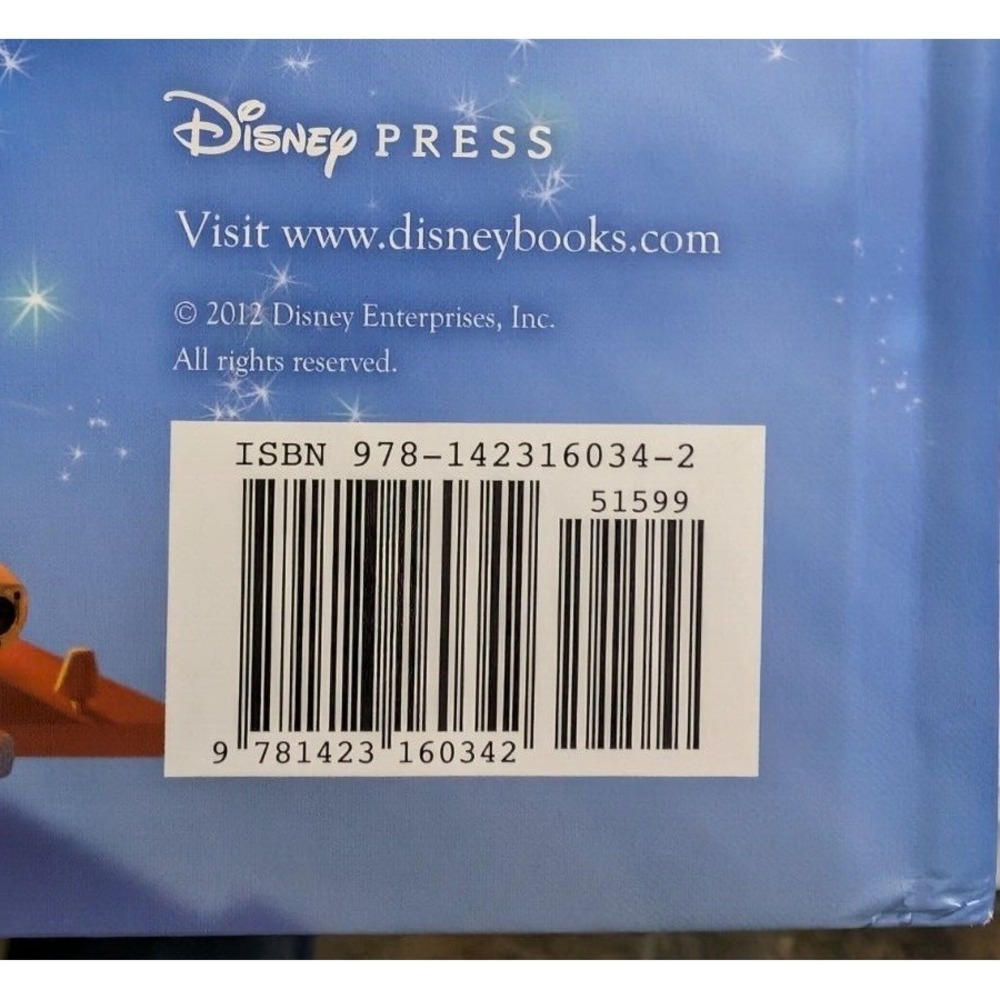 Disney's Storybook Collection: 3 Book Collection: Storybook, Bedtime, Christmas - Picture 6 of 8